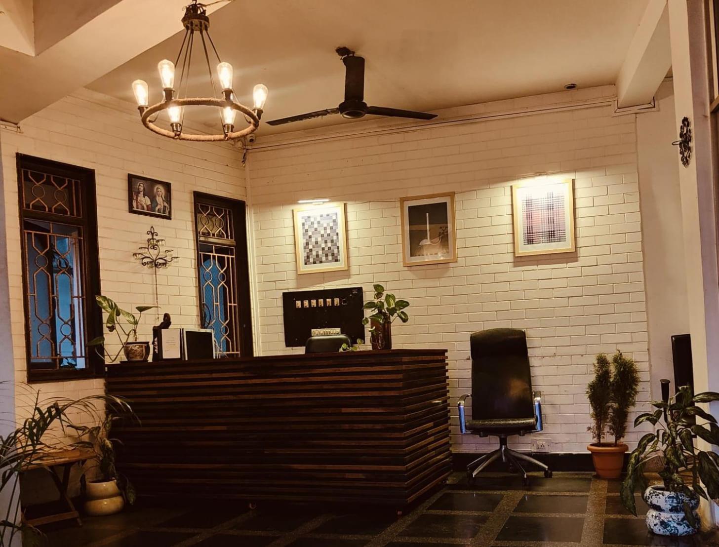 Hotel Bonanza บากา ภายนอก รูปภาพ